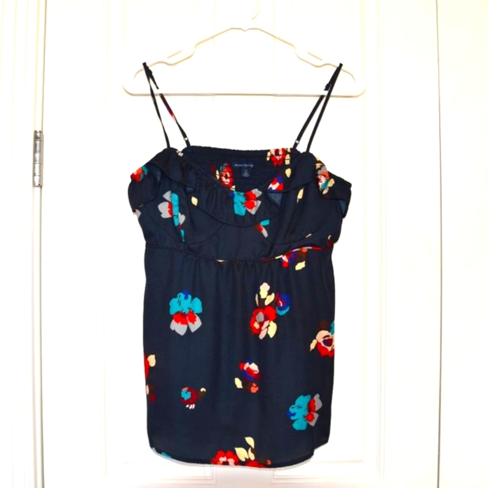 AMERICAN EAGLE OUTFITTERS NAVY FLORAL SMOCKING SPAGHETTI STRAP TOP SIZE LARGE